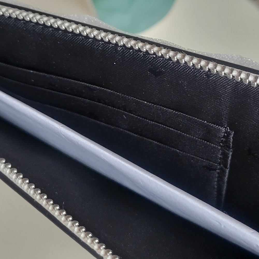 Kate Spade Lucy Platinum Gray & Cream  L-zip Wristlet - Picture 6 of 11